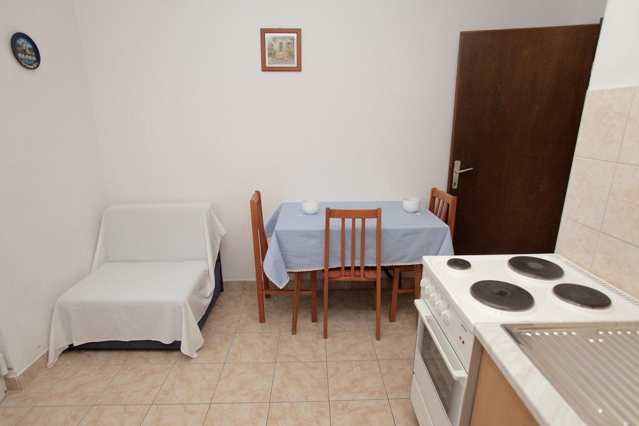 Apartments Iva Трогір Екстер'єр фото